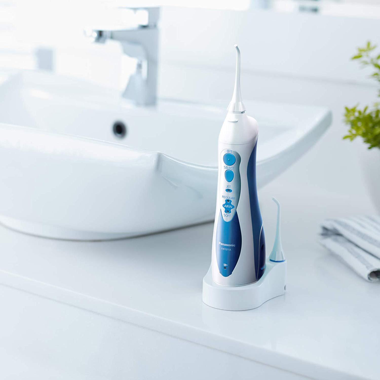 Panasonic EW1211 Oral Irrigator + Gift (Cleaning Agent)